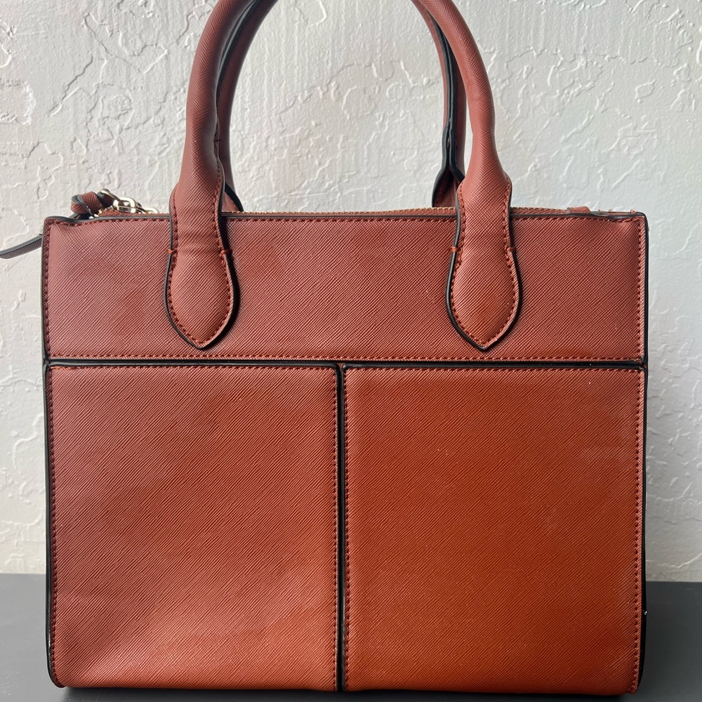 Elegant Brown Leather Tote Bag